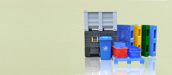 Containers cleaning systems